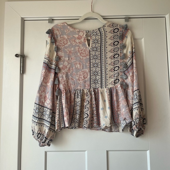 AMERICAN EAGLE! NWOT! Top - Picture 2 of 3